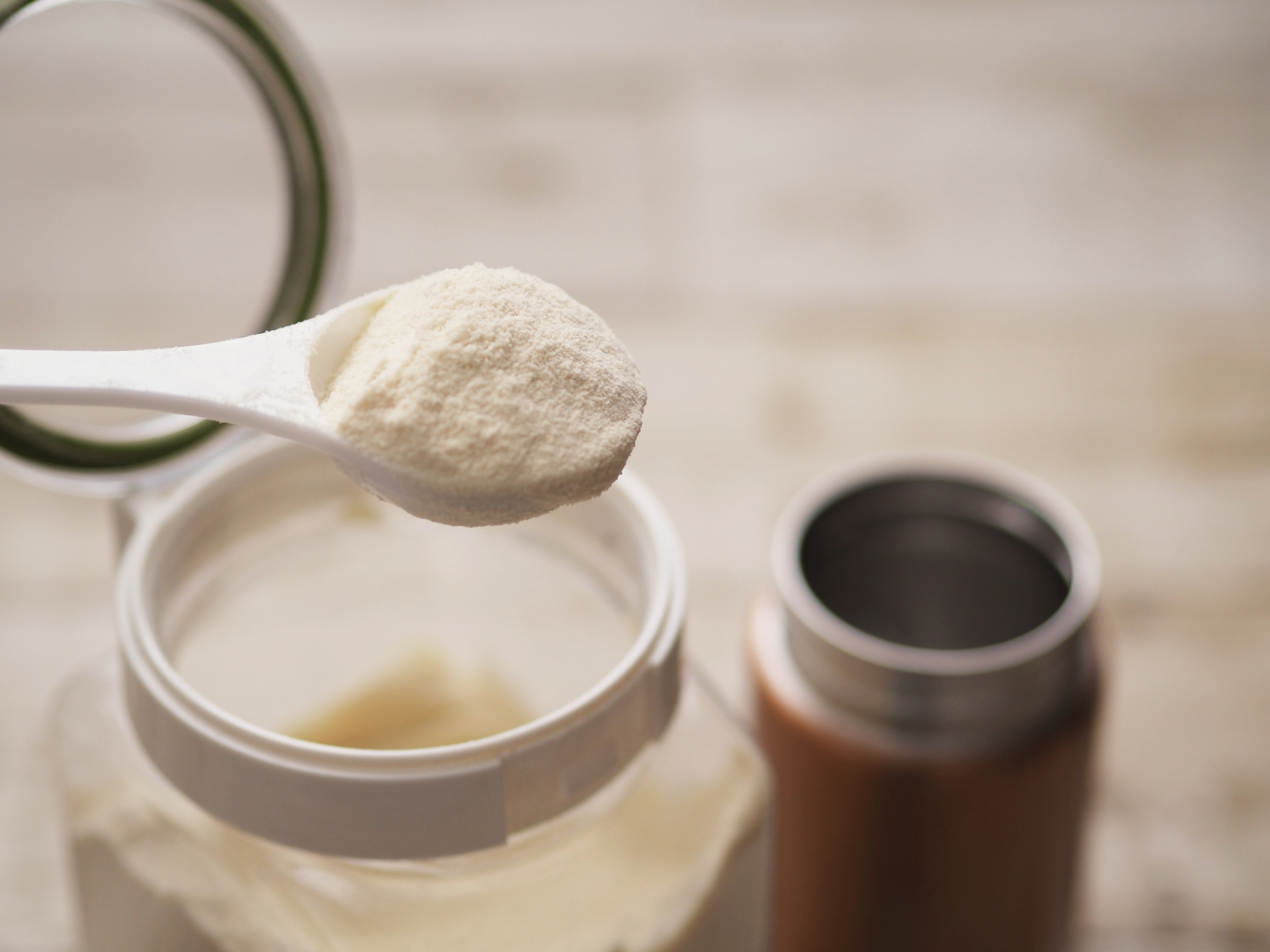 タンパク質摂取コラムのアイキャッチ画像