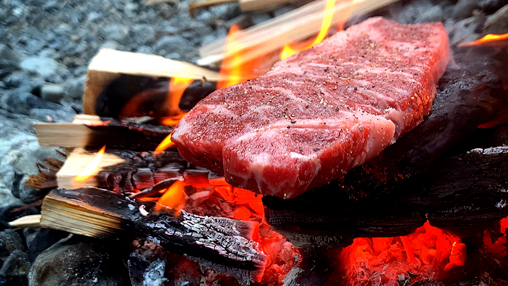 ダイエット中の肉の代替品のコラムのアイキャッチ画像